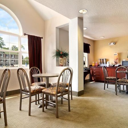Microtel Inn & Suites Marianna Extérieur photo