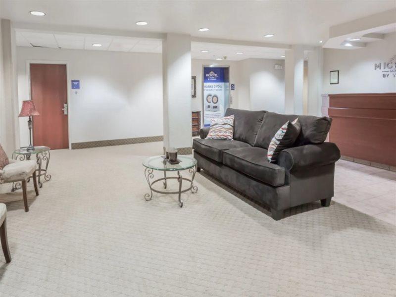 Microtel Inn & Suites Marianna Extérieur photo