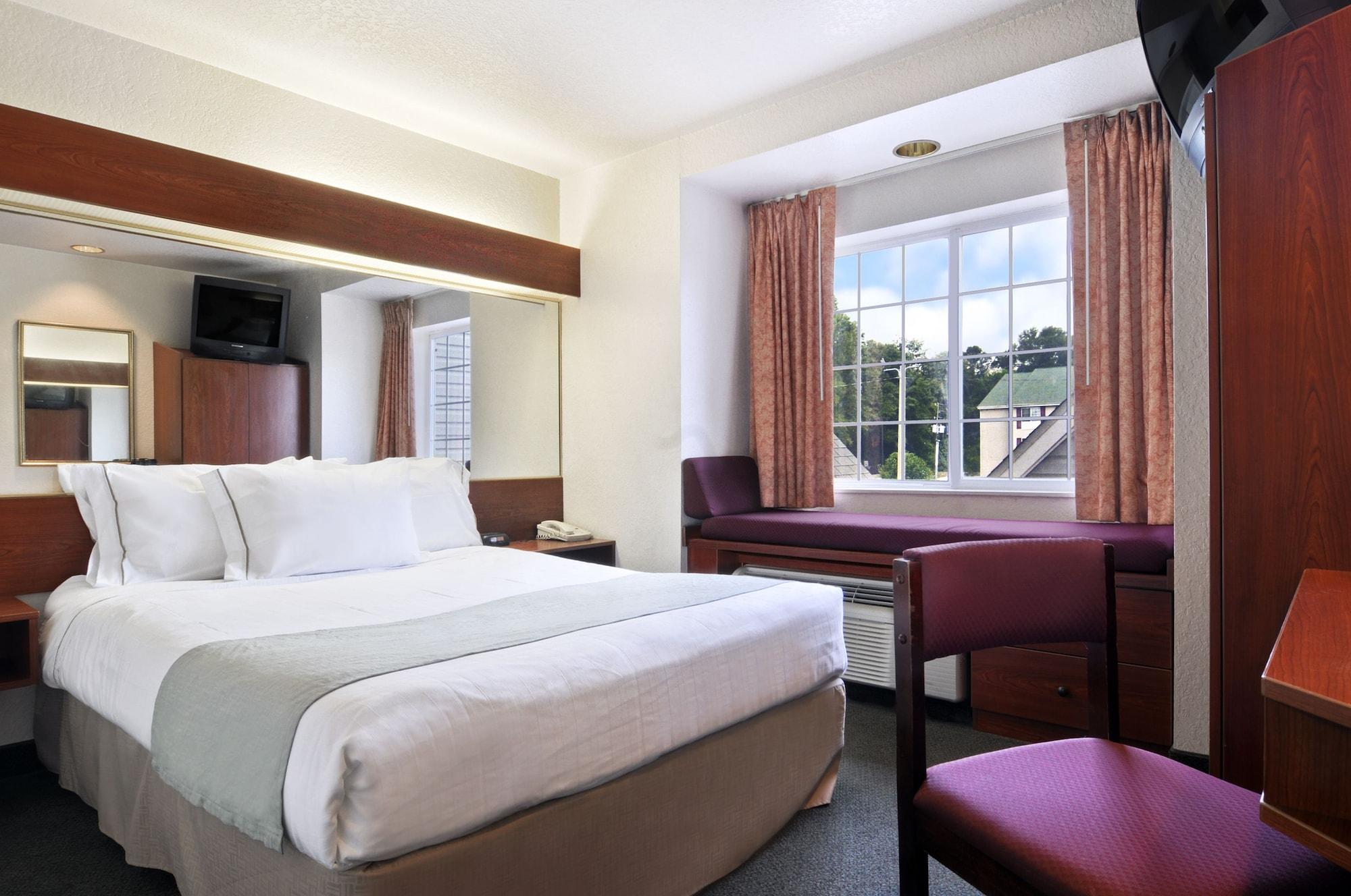 Microtel Inn & Suites Marianna Extérieur photo